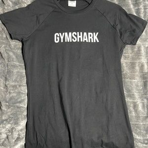 Black gymshark shirt